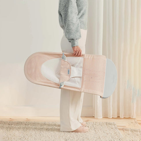 BabyBjörn Baby Bouncers Balance Soft- 3D Mesh, Pearly Pink/White