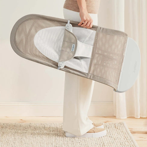 BabyBjörn Baby Bouncers Balance Soft- 3D Mesh, Grey Beige/White