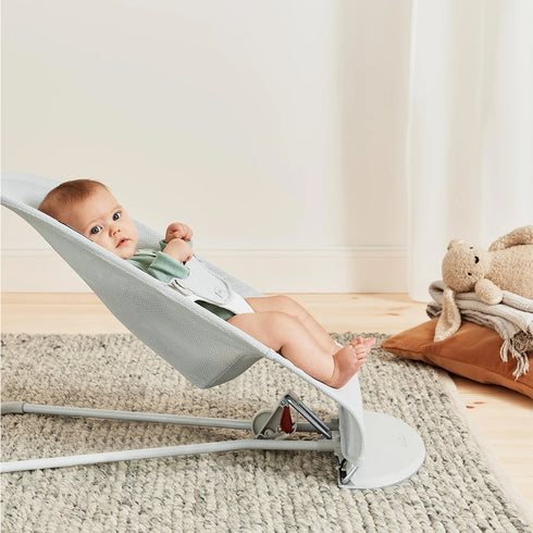 BabyBjörn Baby Bouncers Balance Soft- 3D Mesh, Silver/White