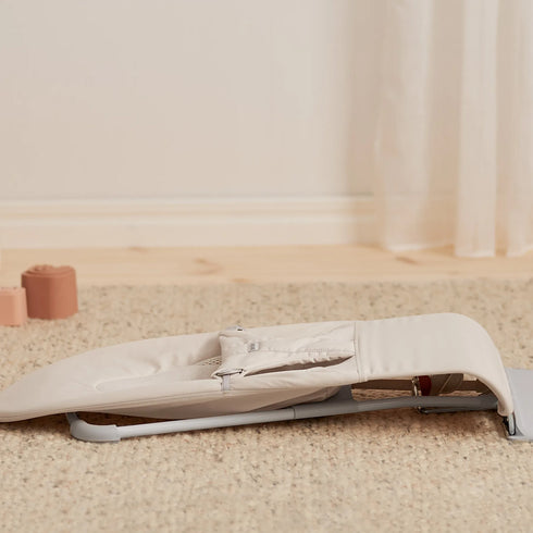 BabyBjörn Baby Bouncers Balance Soft- Woven/Jersey Tri Fabric, Light Beige