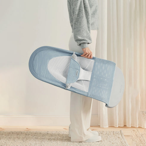 BabyBjörn Baby Bouncers Balance Soft- 3D Mesh, Sky Blue/White