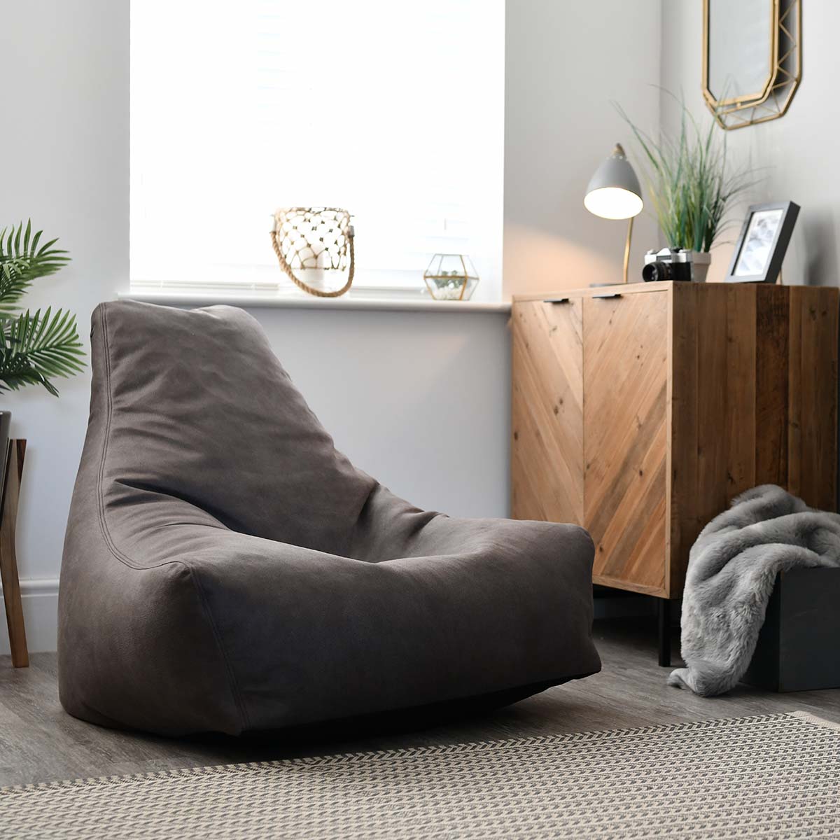 Mighty B Bag Luxury Indoor