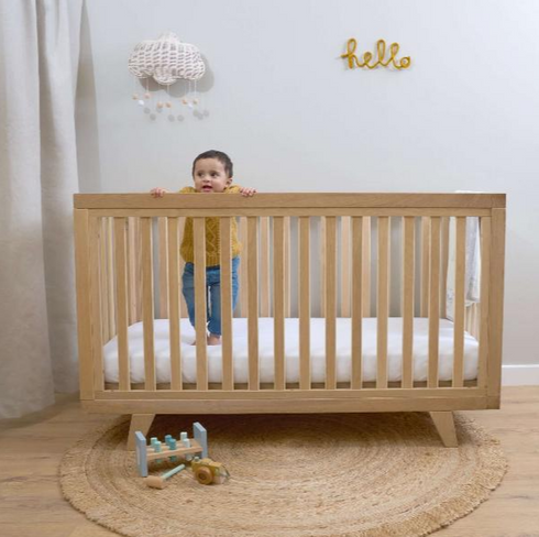 Clair De Lune Oak Cot Bed