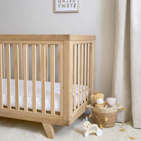 Clair De Lune Oak Cot Bed