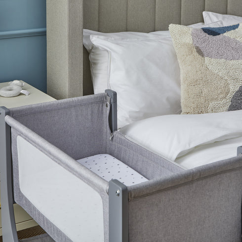 Shnuggle Air Lite Bedside Crib with Mattress- Grey