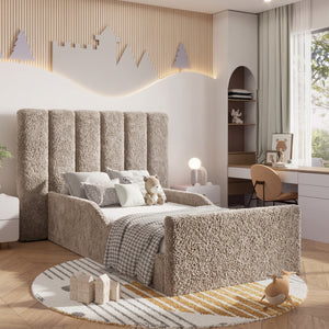 Teddy Linen