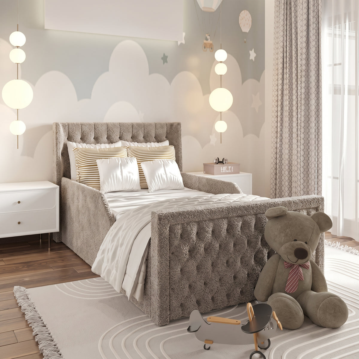 Teddy Linen