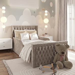 Teddy Linen
